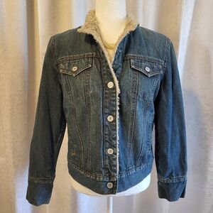 Gap Women Denim ,Jean Jacket, Coat Size M, Blue, Sherpa Fur Lining, Winter